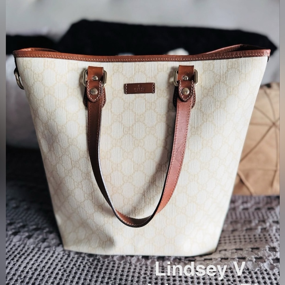 SOLD Gucci Vintage Cream Tote Bag with Brown Accents